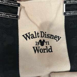 Walt Disney World Cream and Black tote